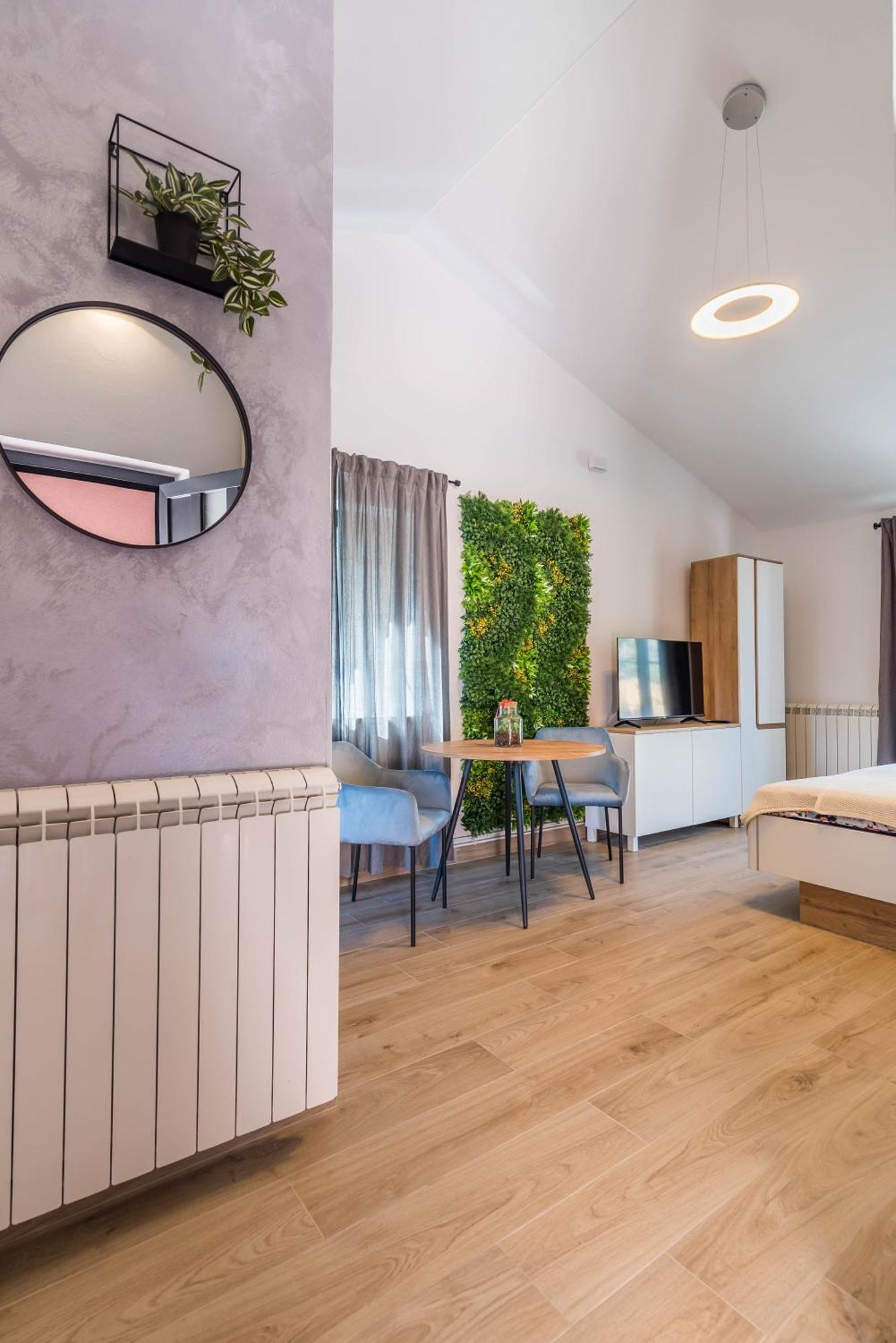 Apartment Niko Пула Екстериор снимка