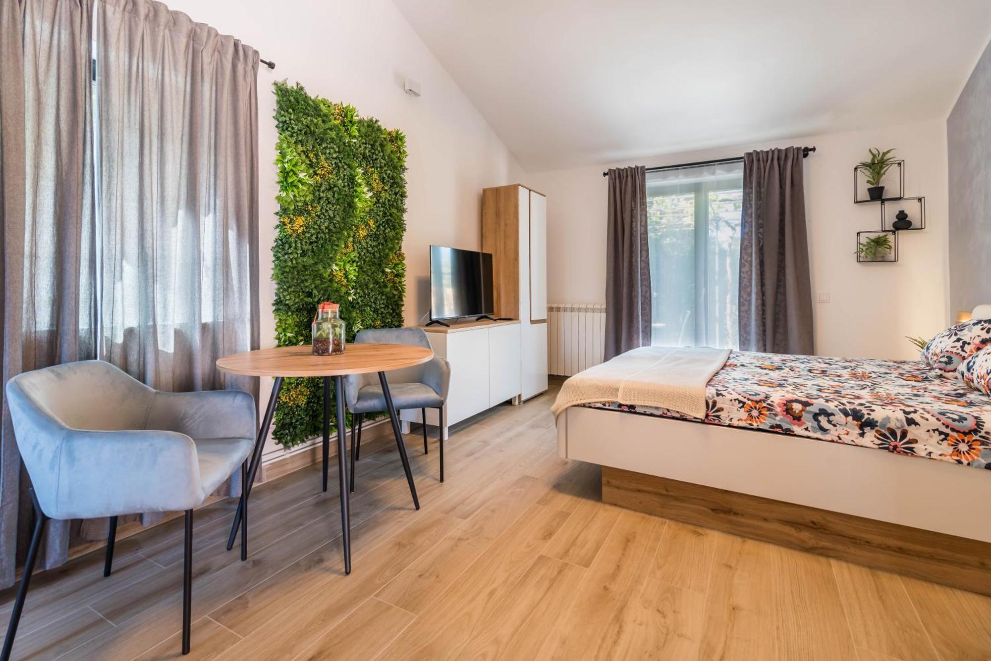 Apartment Niko Пула Екстериор снимка